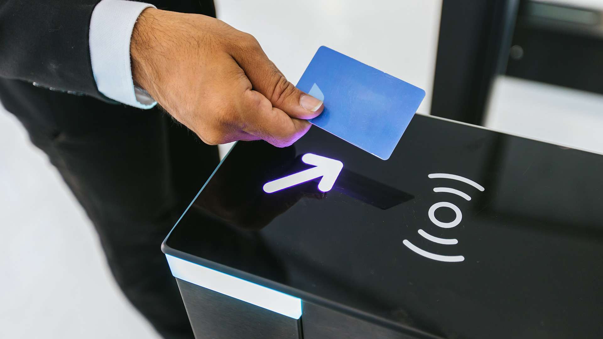 Seguridad en la manufactura: La importancia del control de accesos